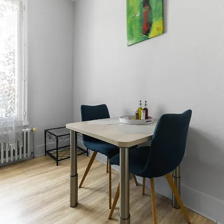 Le Petit Mimosa - Design En Centre